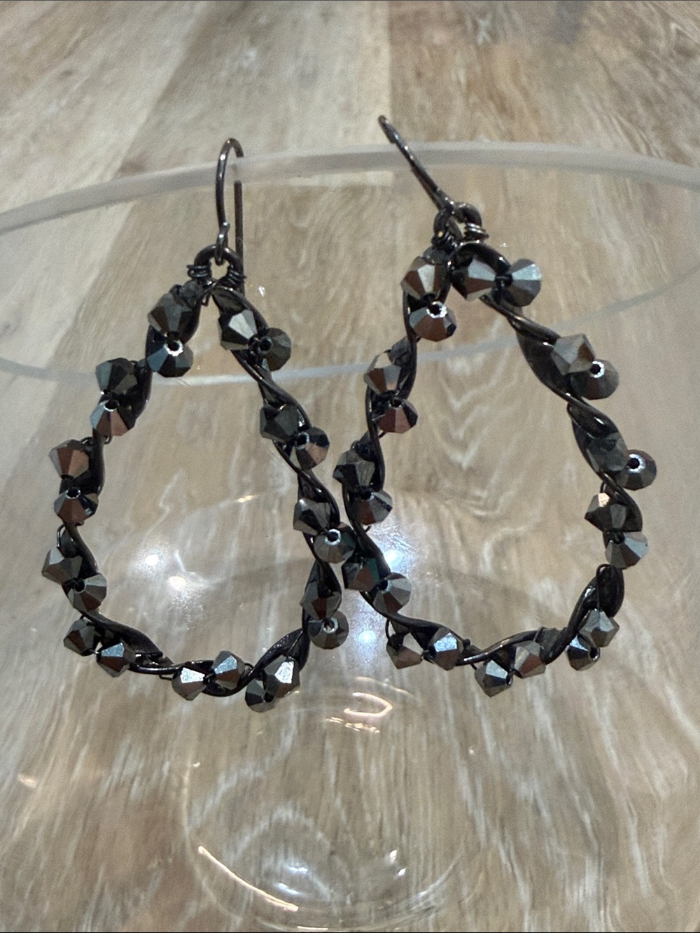 Vintage White House Black Market Gunmetal Black Beaded Teardrop Earrings 1.75”